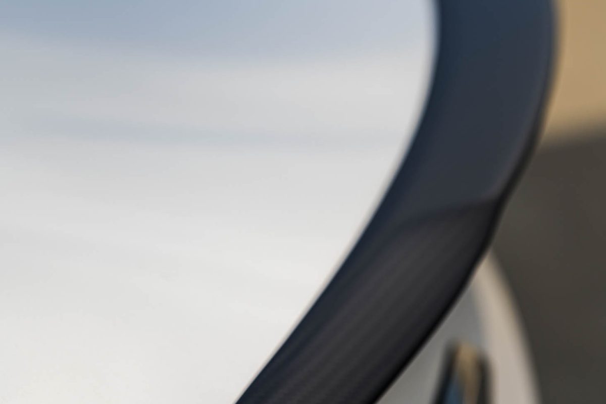 Tesla 3 Performance-czarne wnetrze 15