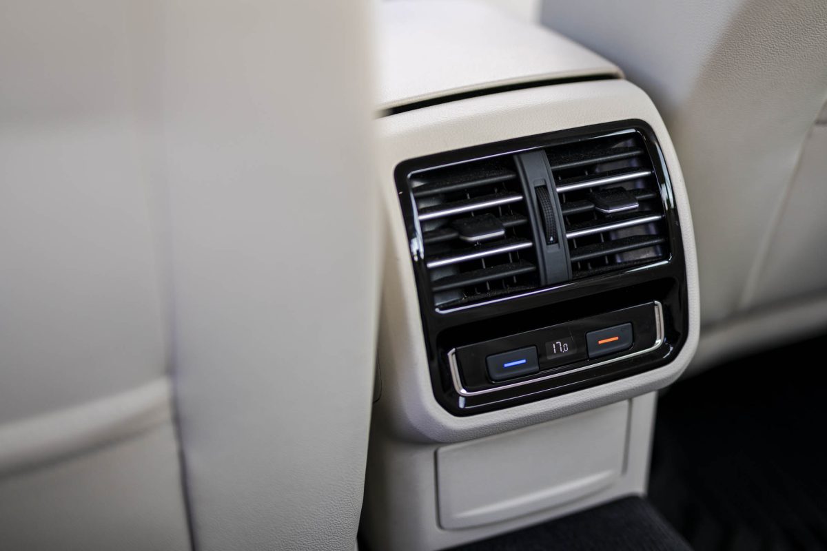 Volswagen Passat B8 2.0 TDI 14
